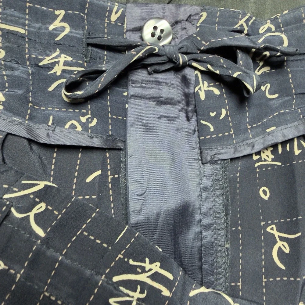 VTG Ellen Tracy 100% Silk Calligraphy Pants Sz 4 High Rise Wide Leg Old Money - Picture 12 of 13